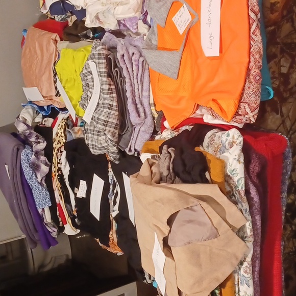 St. Patrick's Day Sale!! Everything But The Kitchen Sink! March 17th 8am Central - Picture 12 of 14